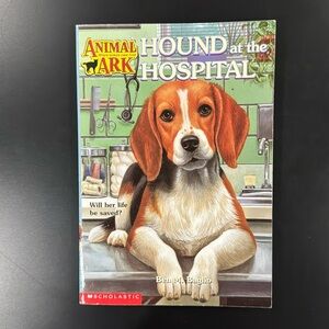 Animal Ark #33: Hound at the Hospital - Scholastic Paperback Novel
